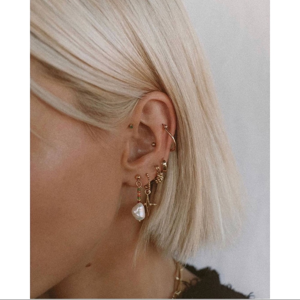 LUV AJ GOLD MINI CROSS EARRINGS DAINTY MEJURI BAUBLEBAR VANESSA MOONEY REVOLVE - Picture 11 of 16